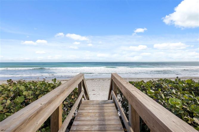 Palm Viewview,Melbourne Beach,Florida,USA