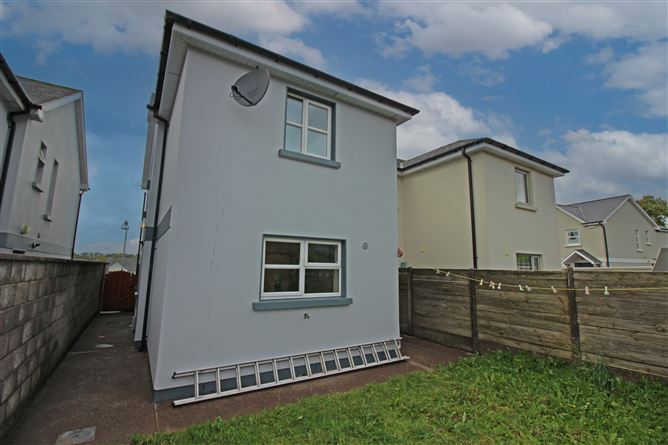 51 Ros Alainn, Macroom, Cork