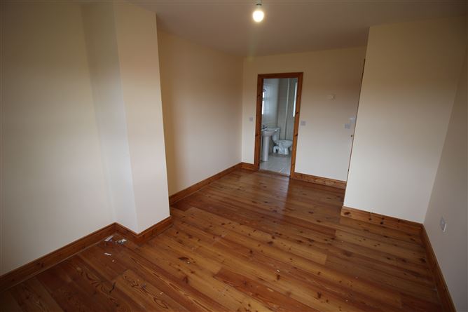 51 Ros Alainn, Macroom, Cork