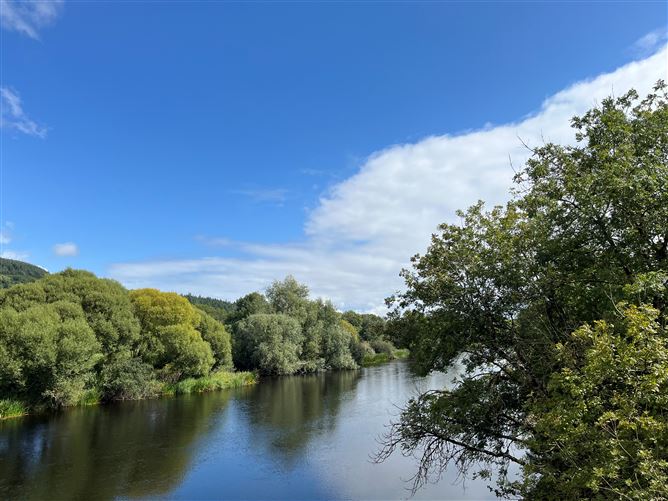 CLIFF Blackwater River Fishing Lodge,
