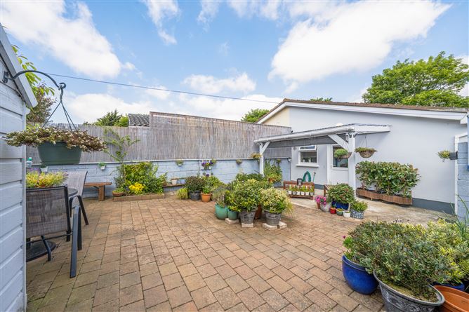 6 Church Grove, Aylesbury, Dublin 24