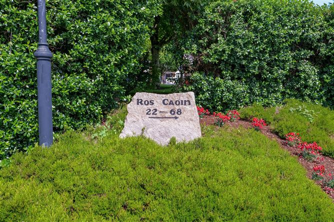 52 Ros Caoin, Roscam, Galway