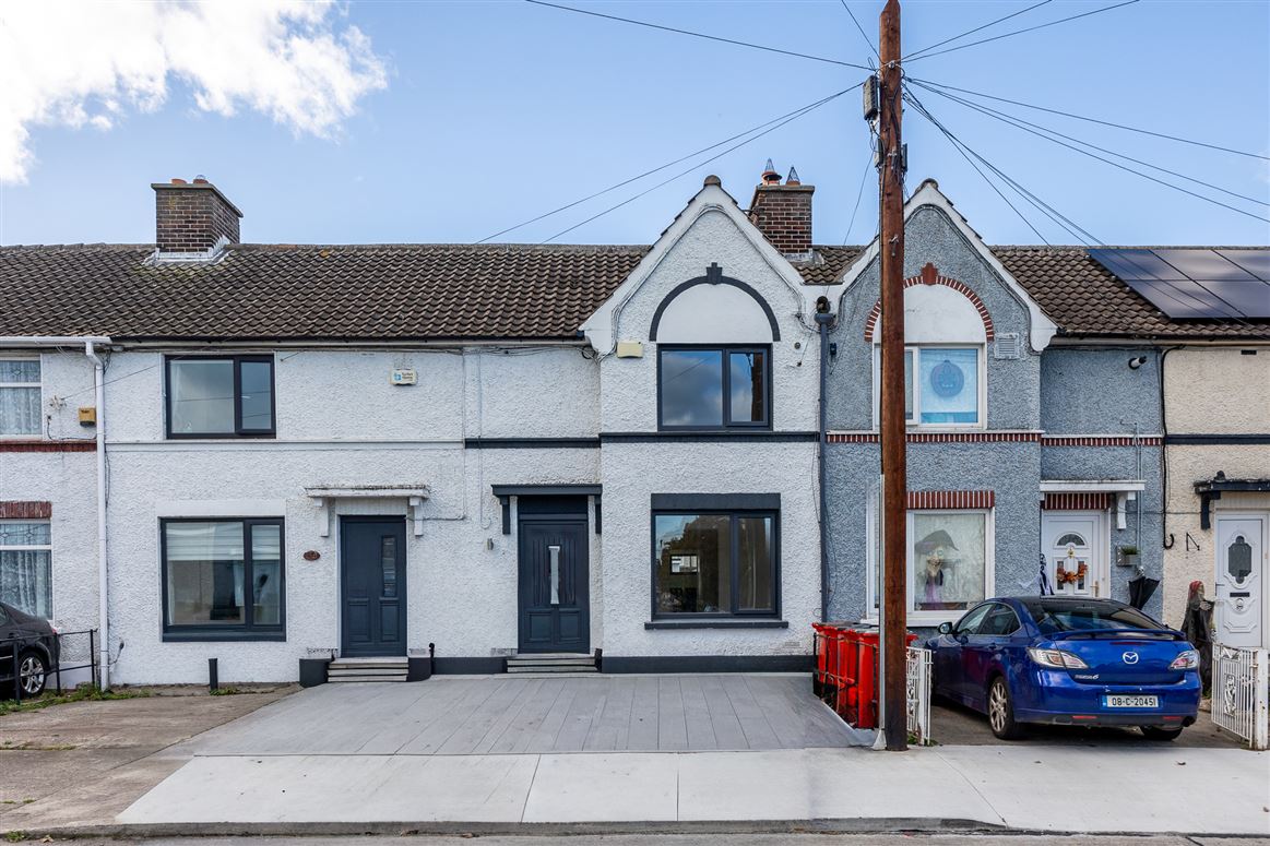 155 Larkhill Rd, Whitehall, Dublin 9