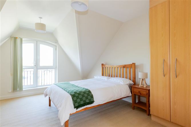 Photo 9 of 24 — 32 Leargan, Western Distributor Road, Knocknacarra, Galway