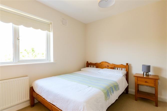 Photo 16 of 24 — 32 Leargan, Western Distributor Road, Knocknacarra, Galway