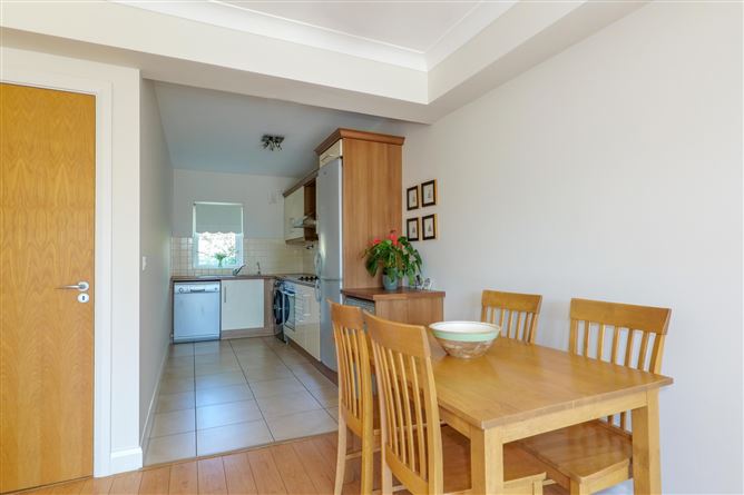 Photo 6 of 24 — 32 Leargan, Western Distributor Road, Knocknacarra, Galway