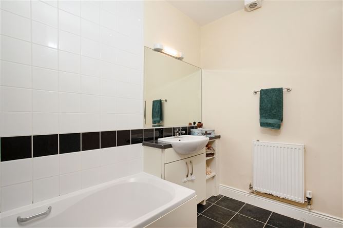 28 Millbank, The Links, Station Road, Portmarnock, County Dublin