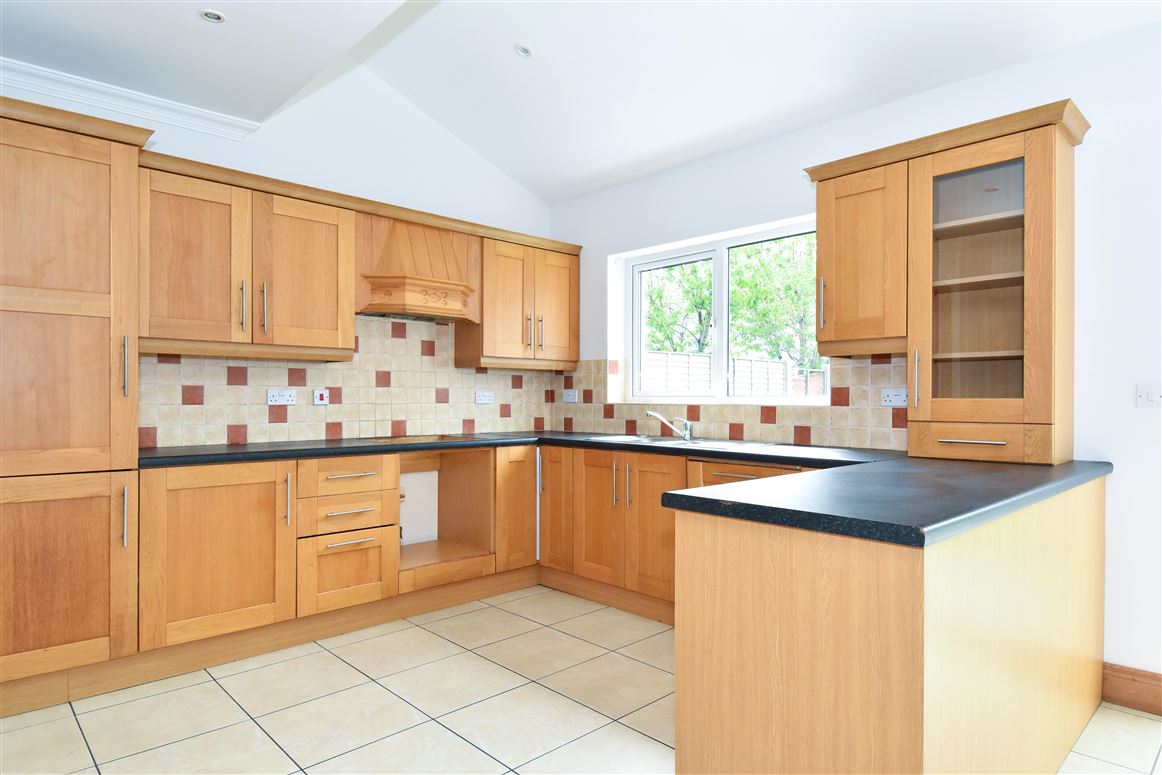 81 Caiseal Cam, Roscam, Galway