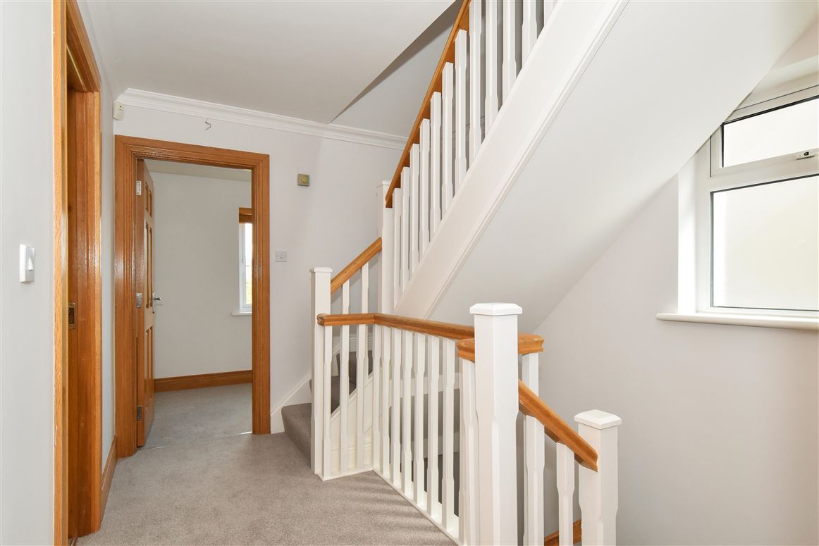 81 Caiseal Cam, Roscam, Galway