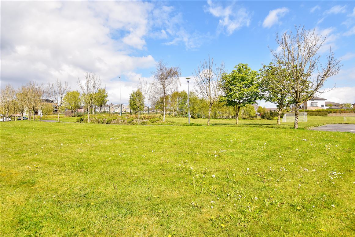 81 Caiseal Cam, Roscam, Galway