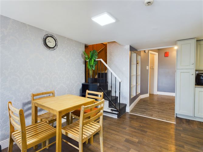 7 Abbey Road, Thurles, Co. Tipperary