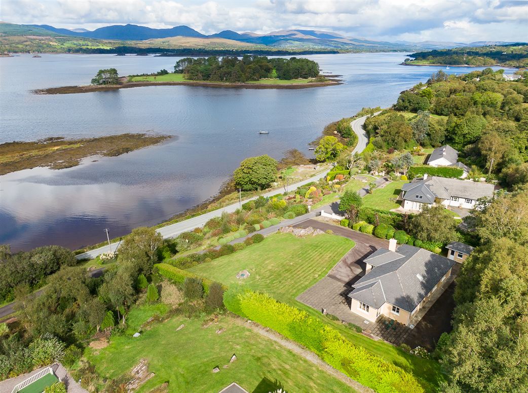 An Charraig, Dereencallaha, Dawros, Kenmare, Co. Kerry