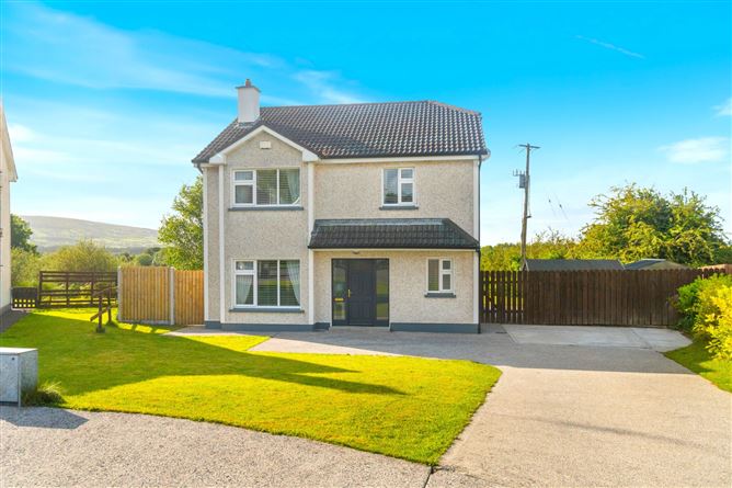 9 Sliabh Cairn, Kiltimagh, Co. Mayo