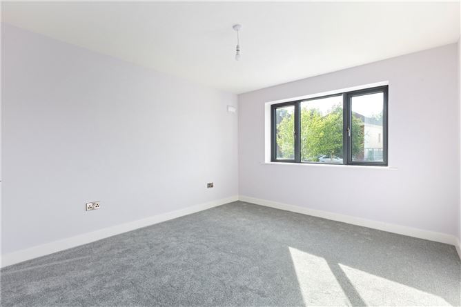 4 Cairnfort Green, Stepaside, Dublin 18