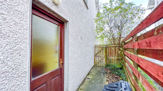 Photo 31 of 32 — 56 Mallfield, Thomastown, Kilkenny