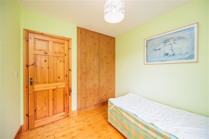 Photo 28 of 32 — 56 Mallfield, Thomastown, Kilkenny