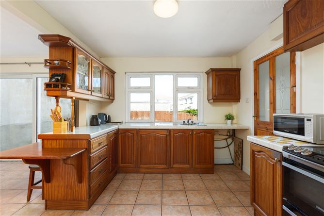 2 Woodside, Rathnew, Wicklow