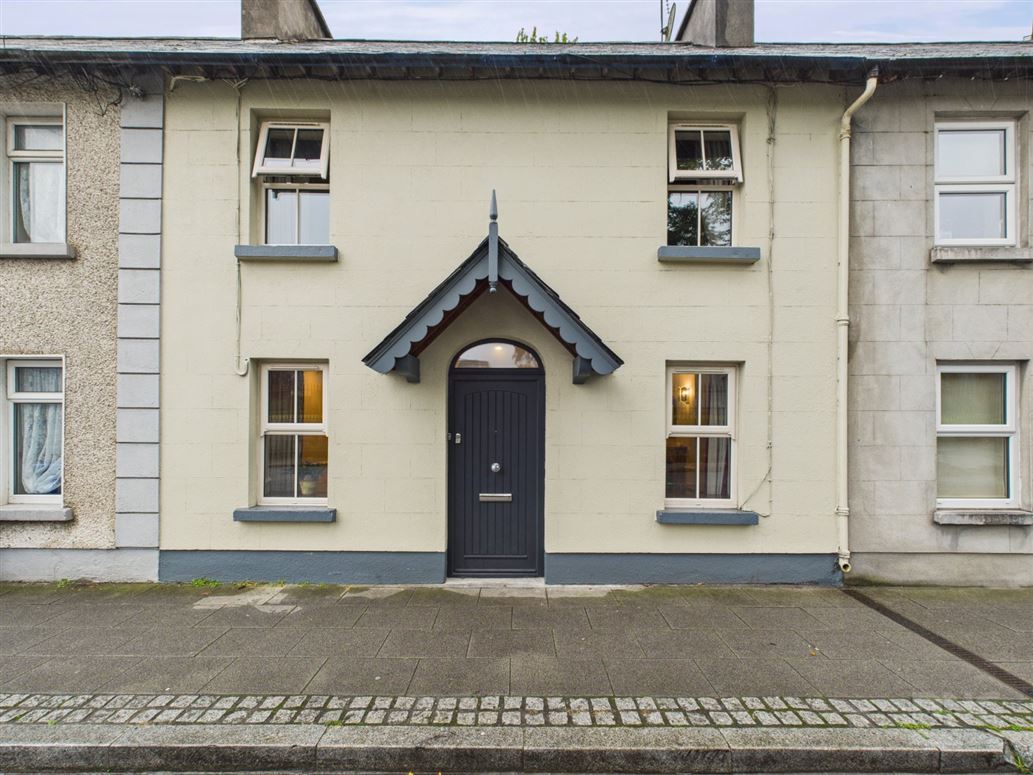 2 Charleville Parade, Tullamore, Offaly
