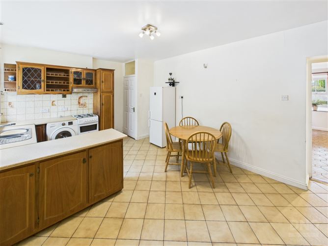 2 Charleville Parade, Tullamore, Offaly