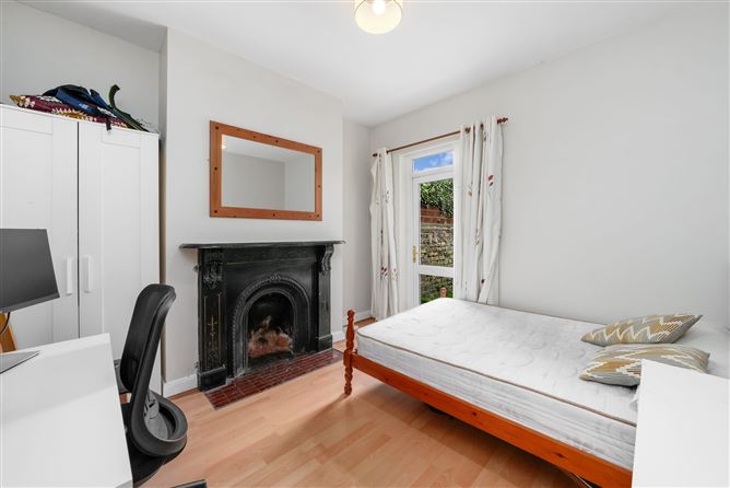 33 Carlingford Road, Drumcondra, Dublin 9