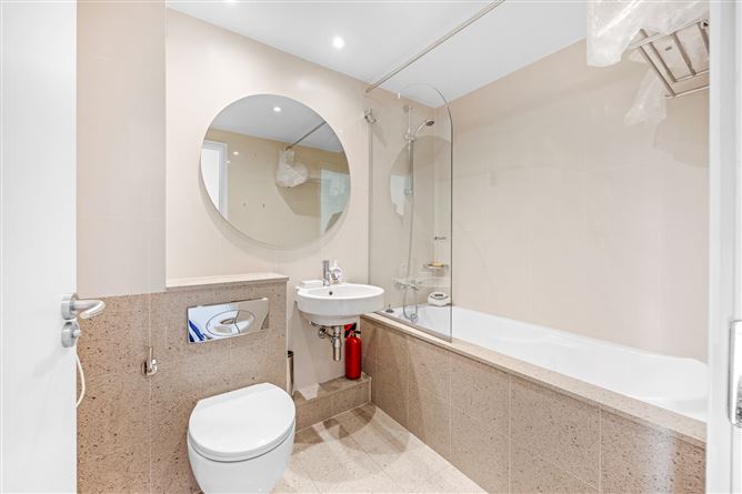 27 Hanover Dock, Grand Canal Dk, Dublin 2