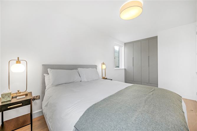 27 Hanover Dock, Grand Canal Dk, Dublin 2