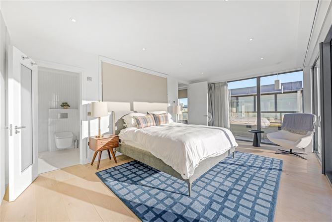 27 Hanover Dock, Grand Canal Dk, Dublin 2