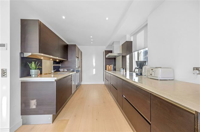 27 Hanover Dock, Grand Canal Dk, Dublin 2