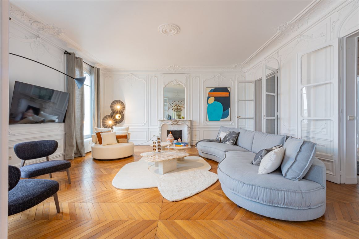 Paris Glamour,Santo Domingo Este,Santo Domingo,Dominican Republic