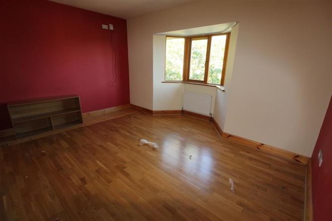 1 Hazel Grove, Longford, County Longford