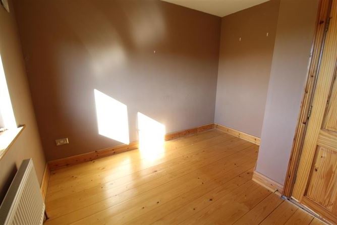 1 Hazel Grove, Longford, County Longford