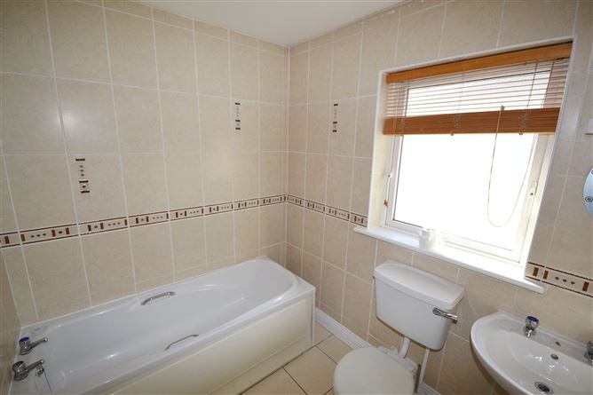 66 Ashbrook, Enniscorthy, Co. Wexford