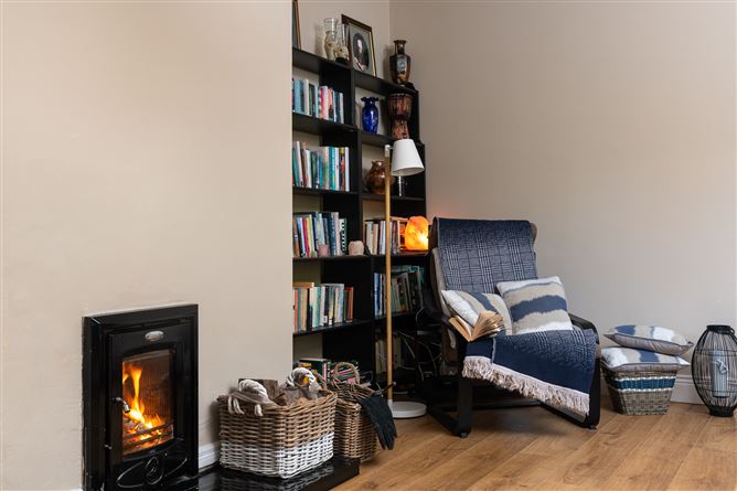 Hodson Bay, Athlone West, Roscommon