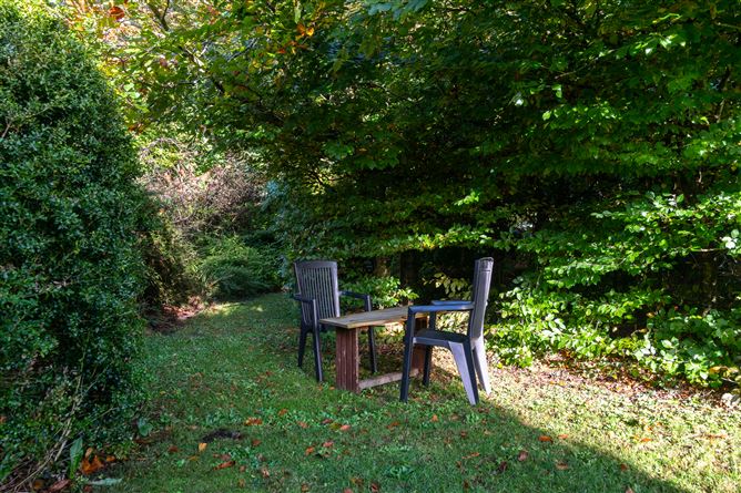Hodson Bay, Athlone West, Roscommon