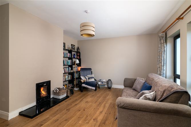 Hodson Bay, Athlone West, Roscommon