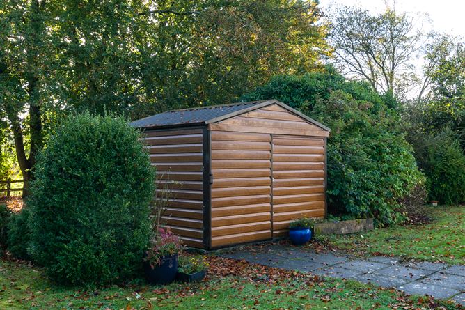 Hodson Bay, Athlone West, Roscommon