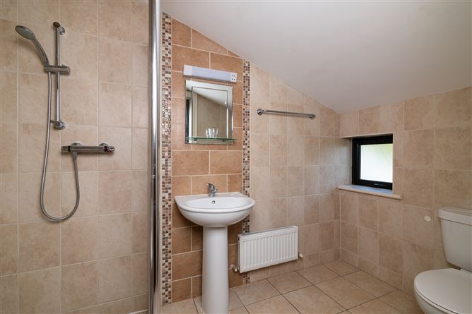 Hodson Bay, Athlone West, Roscommon