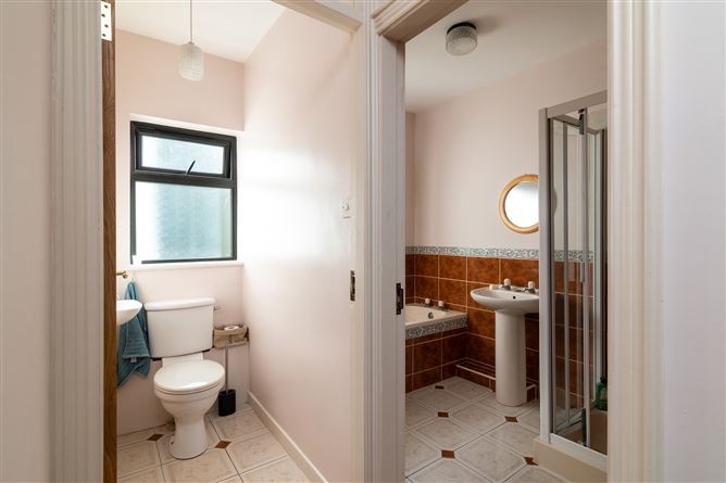 Hodson Bay, Athlone West, Roscommon