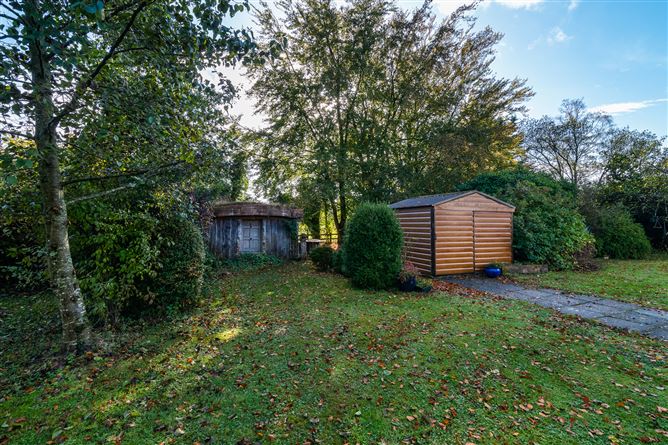 Hodson Bay, Athlone West, Roscommon