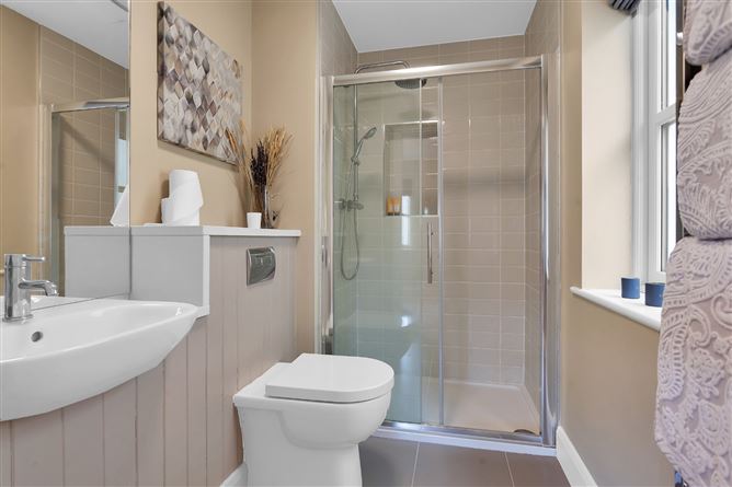 20 The Drive, Pipers Hill, Naas, Co. Kildare