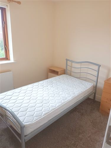 13 Dun Uisce, Cahir, Tipperary