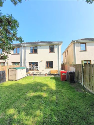 13 Dun Uisce, Cahir, Tipperary