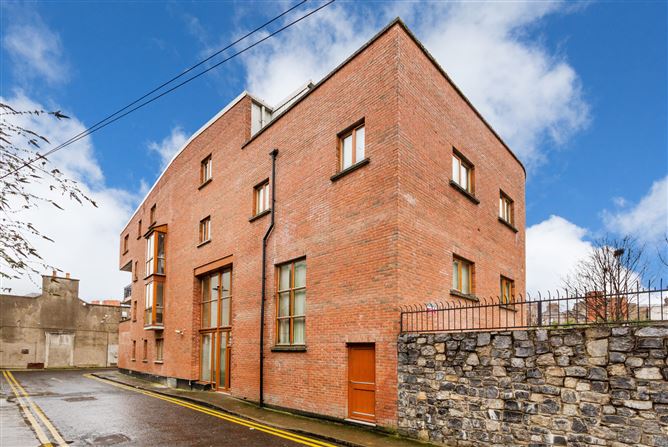 18 Frederick Court, North Frederick Street, Dublin 1