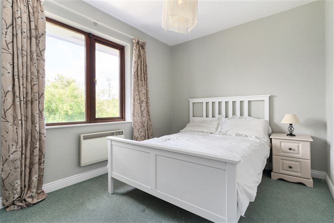 9 St. Johns,, Sandymount, Dublin 4