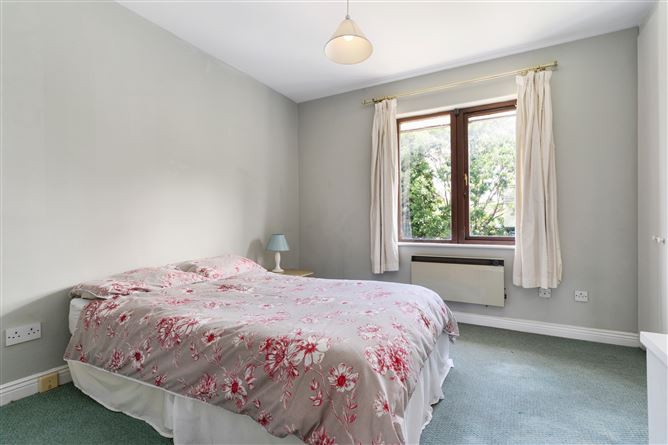 9 St. Johns,, Sandymount, Dublin 4