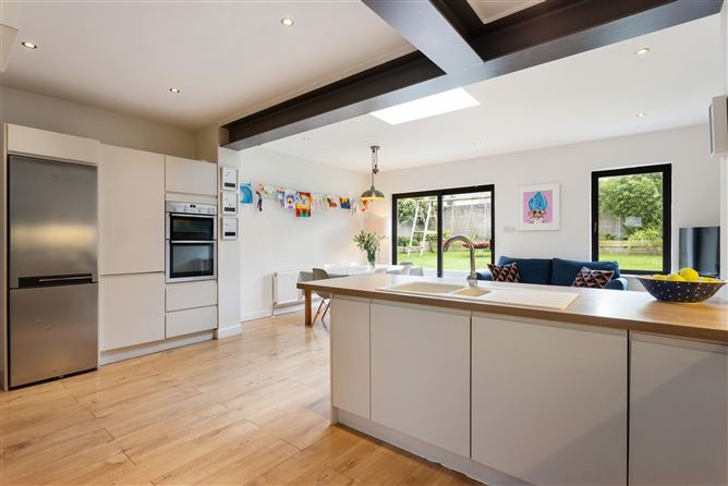 8 Meadow Park, Churchtown,   Dublin 14