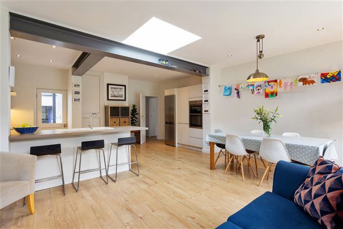 8 Meadow Park, Churchtown,   Dublin 14