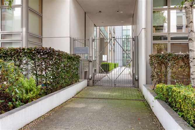 19 Saunders House, IFSC, Dublin 1
