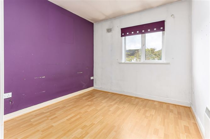 Apt. 40, Block H, Rochford Park, Rochford Abbey, Kill, Kildare