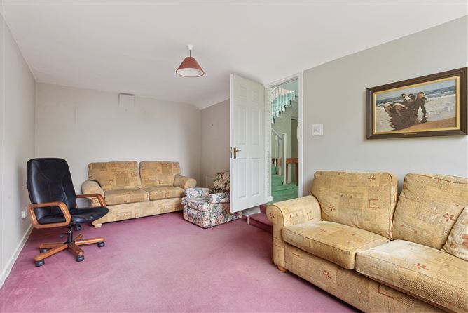 9 Knocknashee, Goatstown, Dublin 14